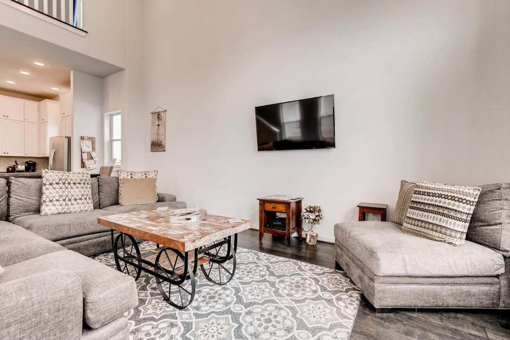 Fam Friendly 5 Bed Home Blocks To Pearl/Riverwalk! 圣安东尼奥 外观 照片